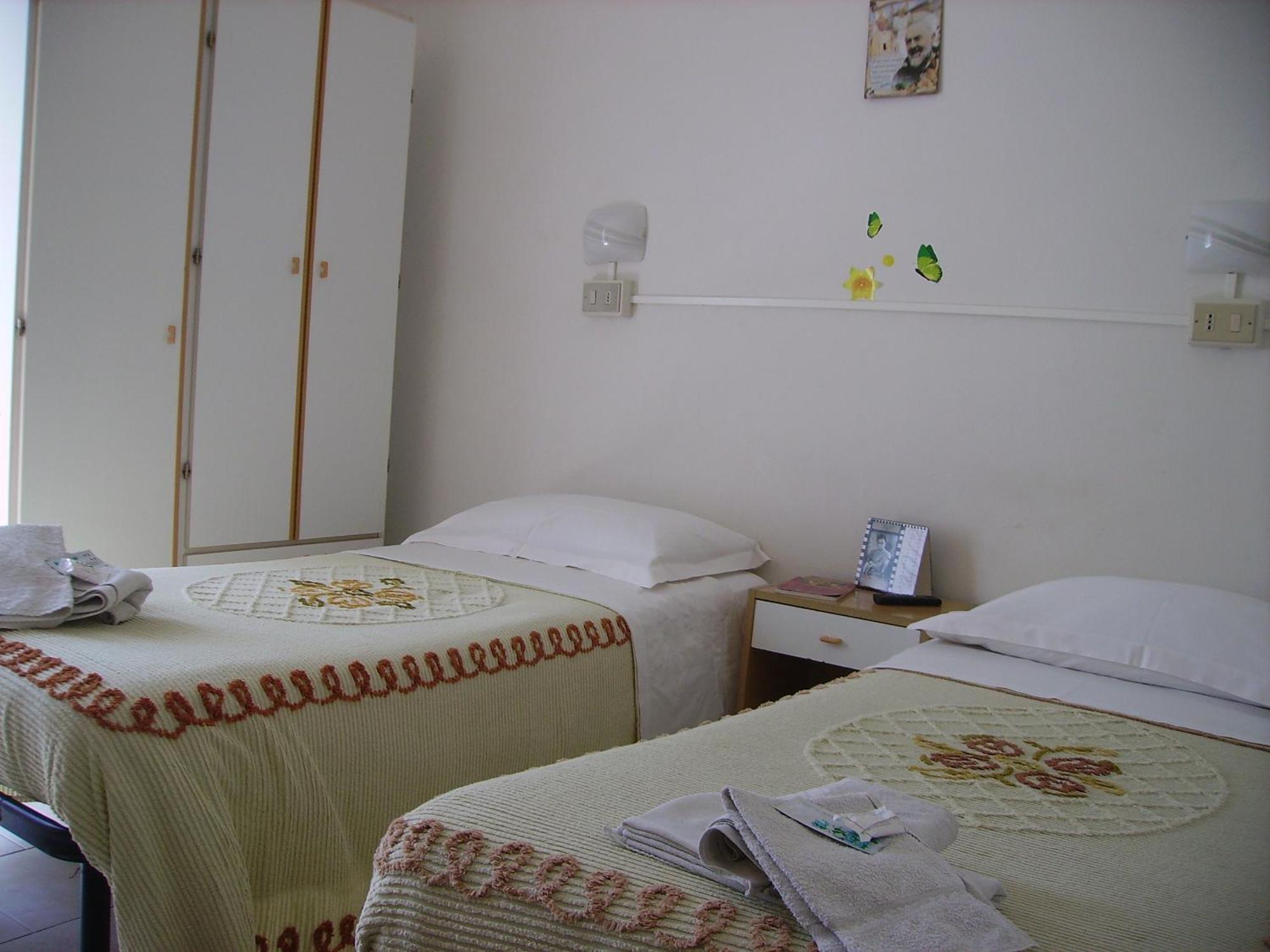 Albergo Maria Gabriella Rimini Exterior photo