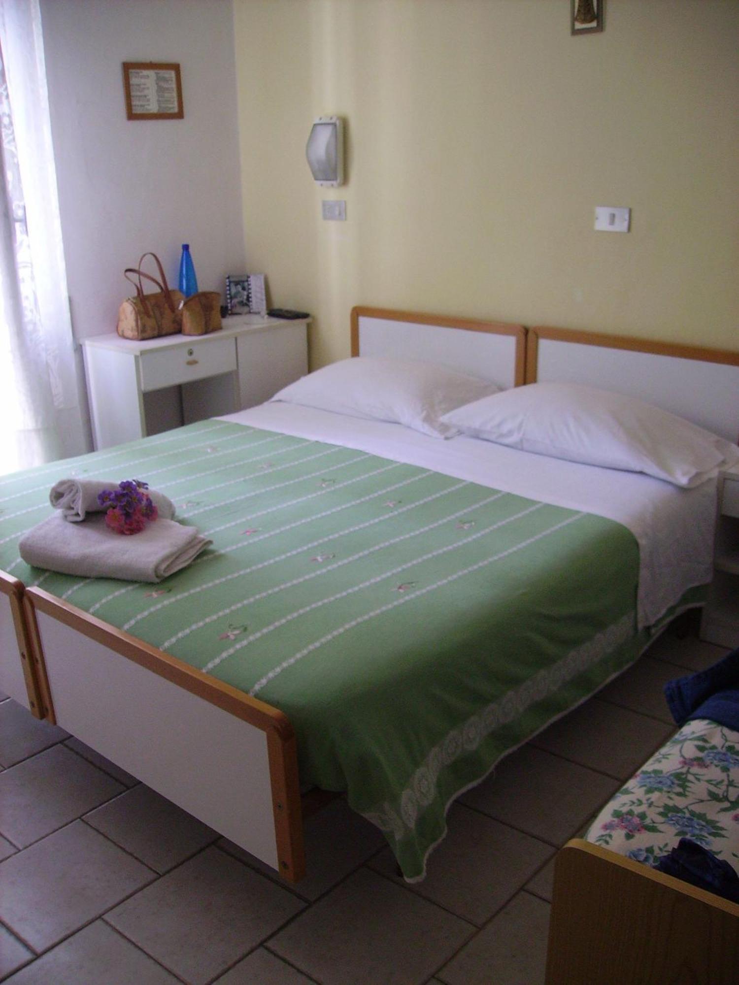 Albergo Maria Gabriella Rimini Exterior photo